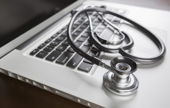 5_benefits_of_online_hipaa_compliance_training